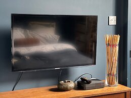 2-bed Apartment in Portobello