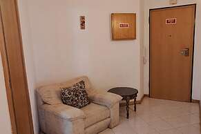 Remarkable 1 Bedroom Apartment Costa da Caparica