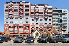 Remarkable 1 Bedroom Apartment Costa da Caparica