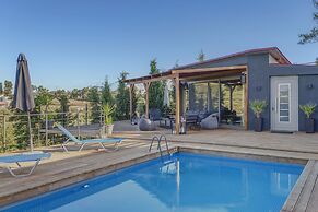 2-bed Pool Villa in Panormo