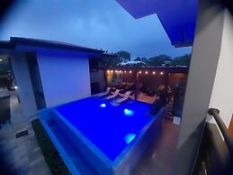 Ballena Paradise Aparta Hotel