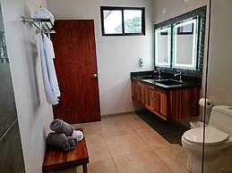 Ballena Paradise Aparta Hotel