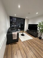 Luxury 2-bed Apartment in Manchester With Parking
