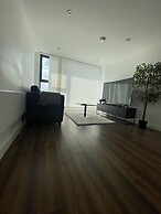 Luxury 2-bed Apartment in Manchester With Parking