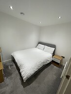 Luxury 2-bed Apartment in Manchester With Parking