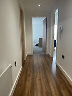 Luxury 2-bed Apartment in Manchester With Parking