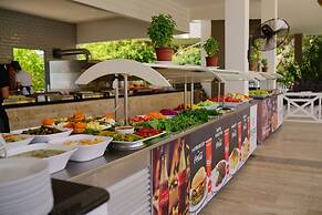 Perre La Mer Hotel Resort & Spa