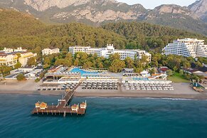 Perre La Mer Hotel Resort & Spa