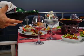 Perre La Mer Hotel Resort & Spa