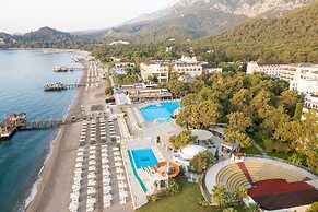 Perre La Mer Hotel Resort & Spa