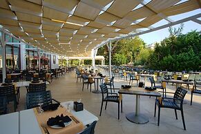 Perre La Mer Hotel Resort & Spa