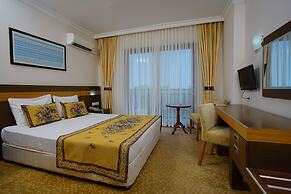 Perre La Mer Hotel Resort & Spa