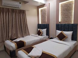 The Panash Hotel & Banquets