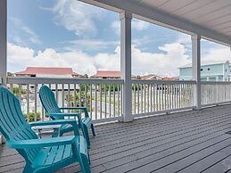 Southern Charm 4 Bedroom Home by RedAwning