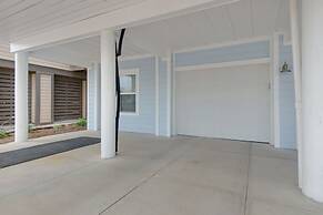 Southern Charm 4 Bedroom Home by RedAwning