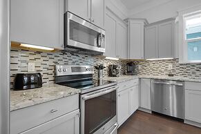 Latitude Adjustment 4 Bedroom Home by RedAwning