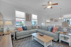 Latitude Adjustment 4 Bedroom Home by RedAwning