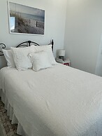 Island Escape 5 Bedroom Home by RedAwning