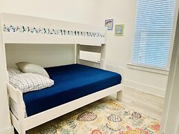 Island Escape 5 Bedroom Home by RedAwning