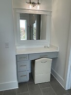 Island Escape 5 Bedroom Home by RedAwning