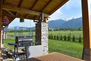 Luxurious Chalet near Pirin Golf Resort