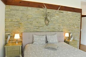 Luxurious Chalet near Pirin Golf Resort