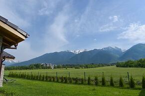 Luxurious Chalet near Pirin Golf Resort