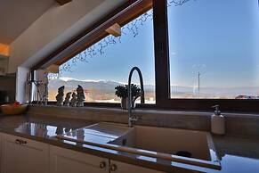 Luxurious Chalet near Pirin Golf Resort
