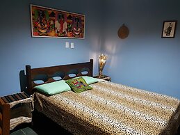 Casa Tribus Itamambuca