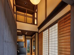 TSUMUGI GIONSHIRAKAWA