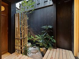 TSUMUGI GIONSHIRAKAWA