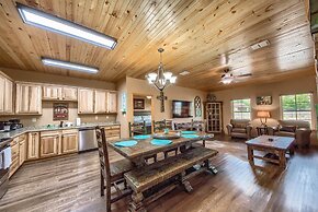 Old Mills Resort Oma12 2 Bedroom Condo by Redawning