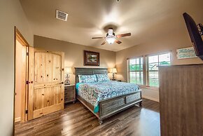 Old Mills Resort Oma12 2 Bedroom Condo by Redawning