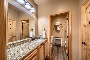 Old Mills Resort Oma12 2 Bedroom Condo by Redawning