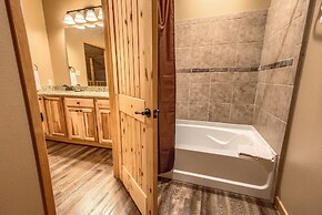 Old Mills Resort OM A5 3 Bedroom Condo by RedAwning