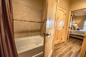 Old Mills Resort OM A5 3 Bedroom Condo by RedAwning