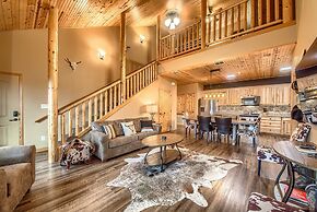 Old Mills Resort OM A5 3 Bedroom Condo by RedAwning