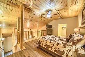 Old Mills Resort OM A6 3 Bedroom Condo by RedAwning