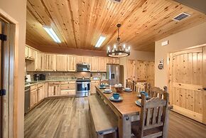 Old Mills Resort OM A6 3 Bedroom Condo by RedAwning