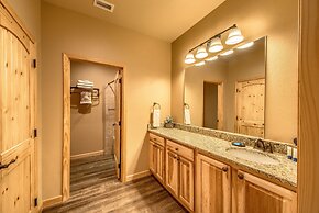 Old Mills Resort OM A6 3 Bedroom Condo by RedAwning