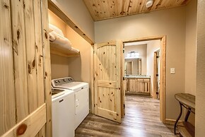 Old Mills Resort OM A10 2 Bedroom Condo by Redawning