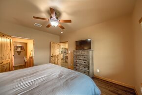 Old Mills Resort OM A10 2 Bedroom Condo by Redawning