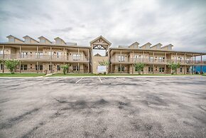 Old Mills Resort OM A10 2 Bedroom Condo by Redawning