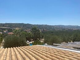 Private Two-house Villa With Pool in Olive Garden