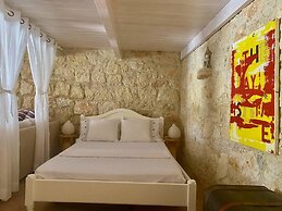 Private Two-house Villa With Pool in Olive Garden