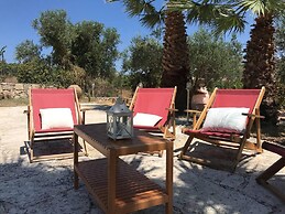 Private Two-house Villa With Pool in Olive Garden