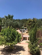 Private Two-house Villa With Pool in Olive Garden