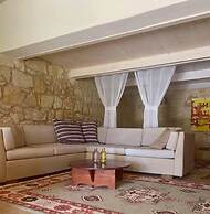 Private Two-house Villa With Pool in Olive Garden