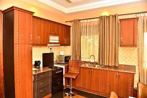 Four Vins Hotel & Apartments