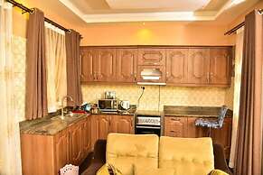 Four Vins Hotel & Apartments